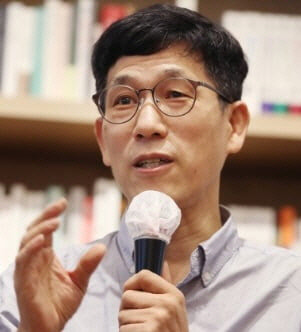 진중권 전 동양대학교 교수. 연합뉴스